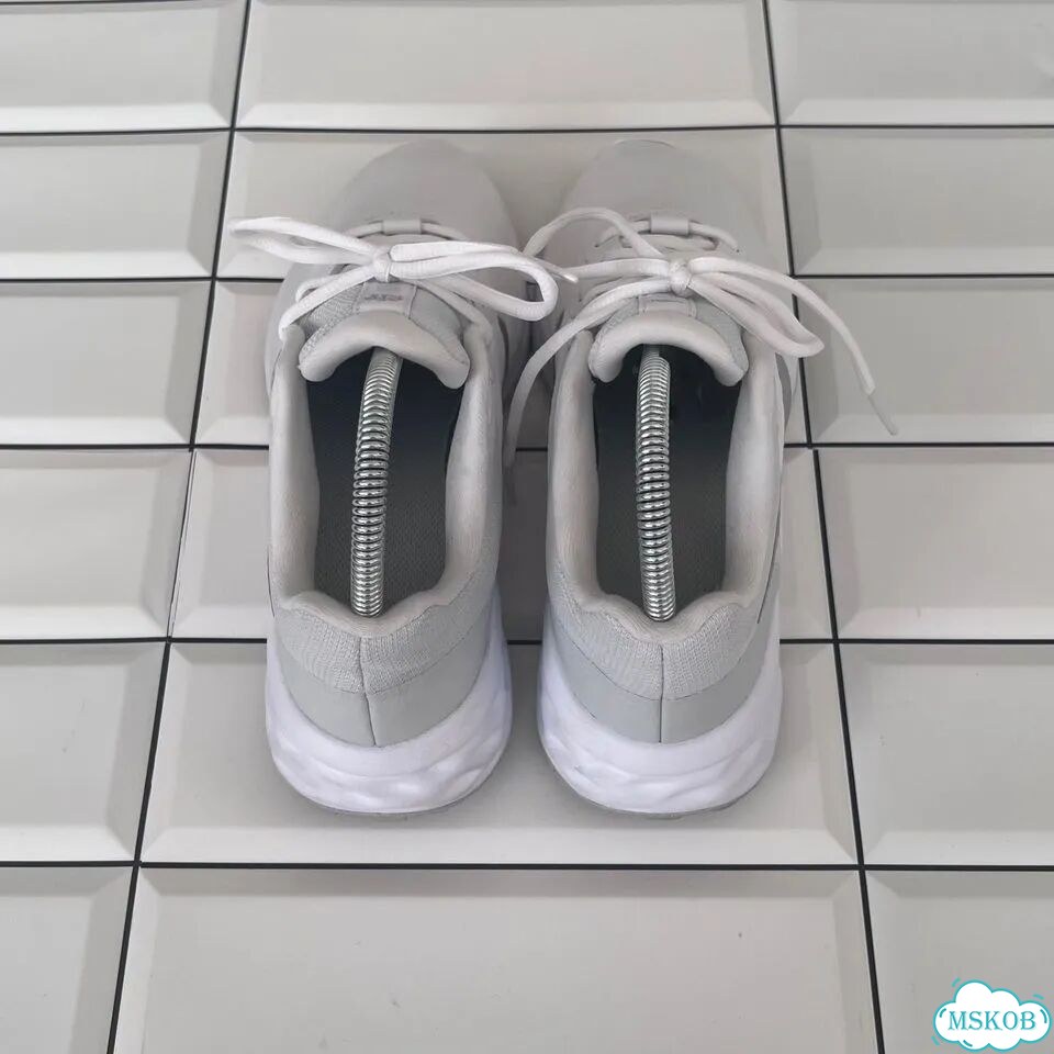 Кроссовки Nike Revolution 6 38.5(24.5cm) оригинал фото 3