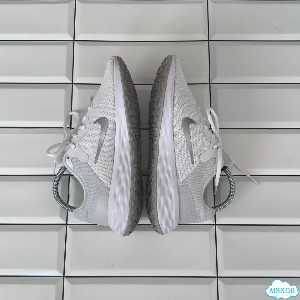Кроссовки Nike Revolution 6 38.5(24.5cm) оригинал фото 6