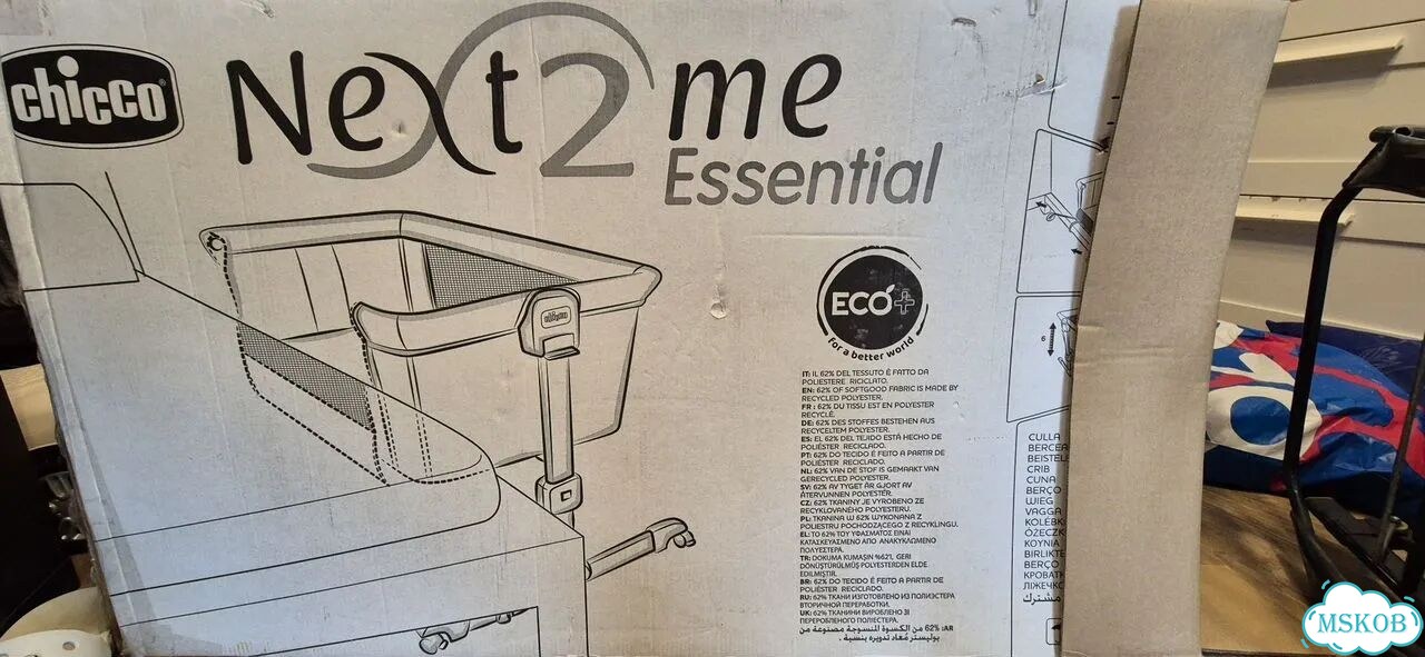 Приставная кроватка chicco next2me essential фото 8