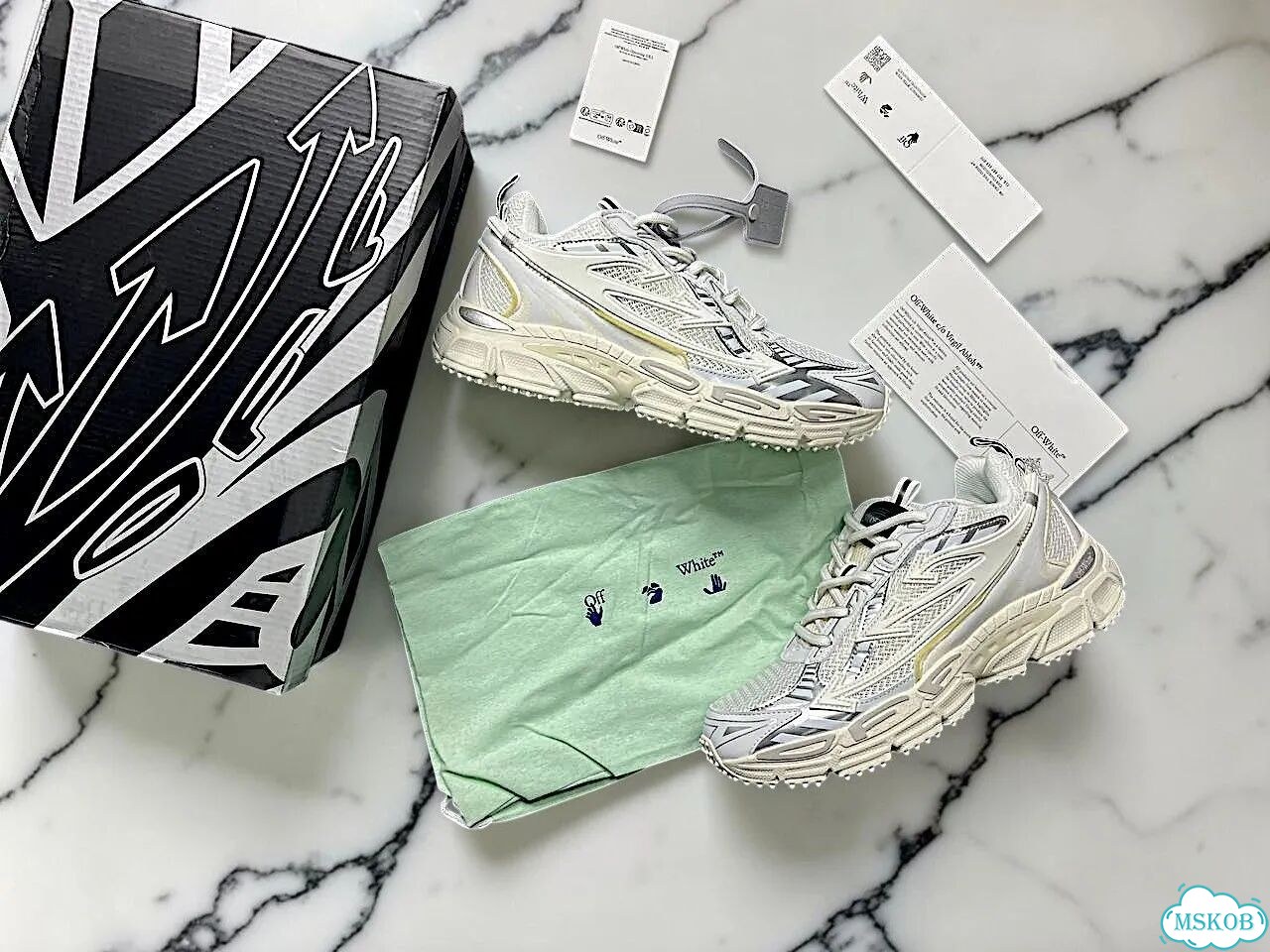 Кроссовки off white be right back фото 7