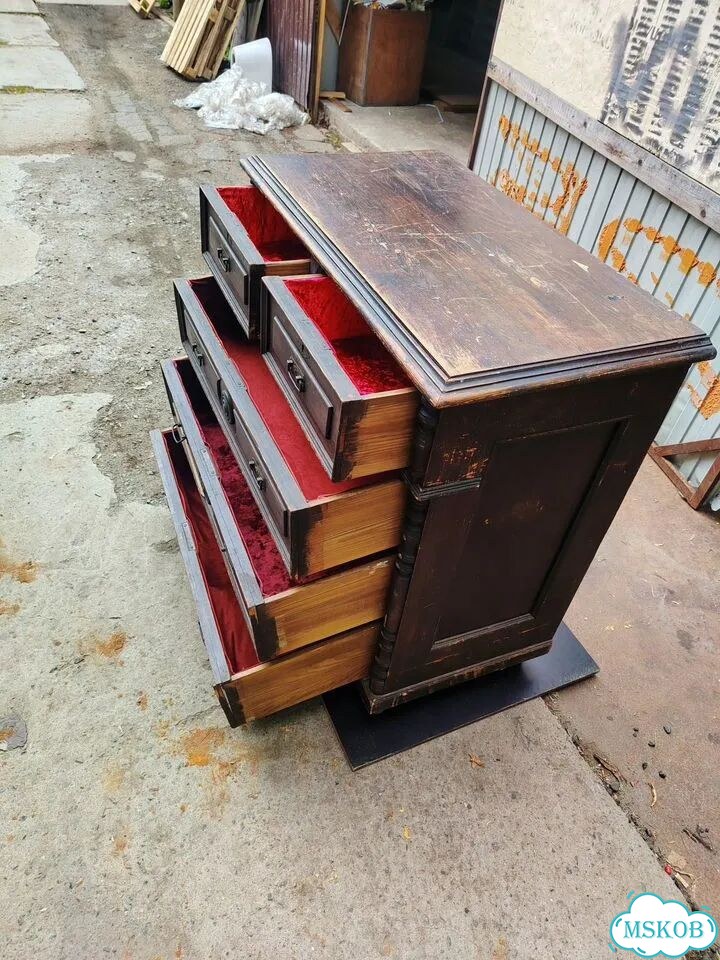 Антикварный комод фото 2
