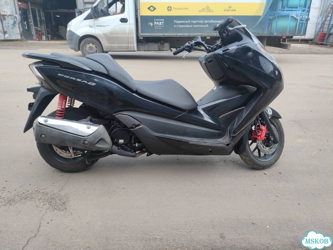 Honda Forza, 2013, 19 000 км фото 3