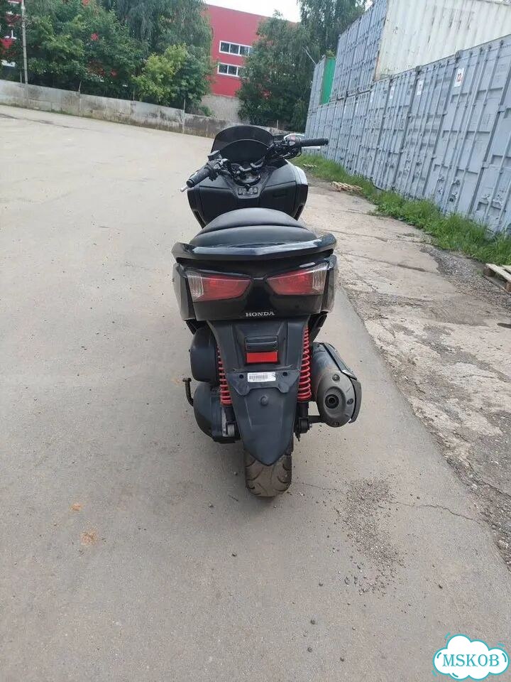 Honda Forza, 2013, 19 000 км фото 6