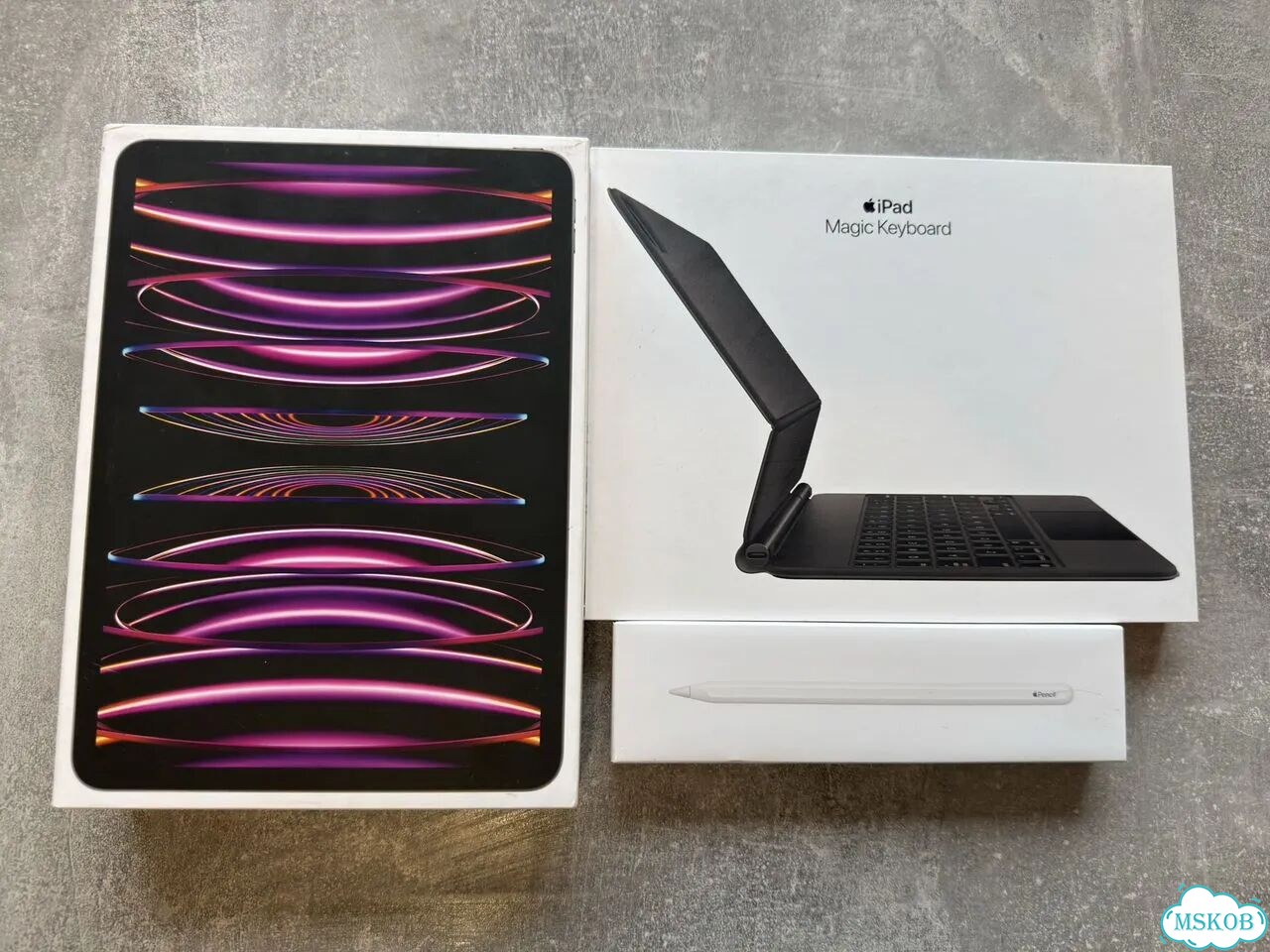 iPad 11 Pro M2 256 гб комплект с клавиатурой фото 1
