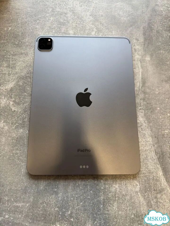 iPad 11 Pro M2 256 гб комплект с клавиатурой фото 5