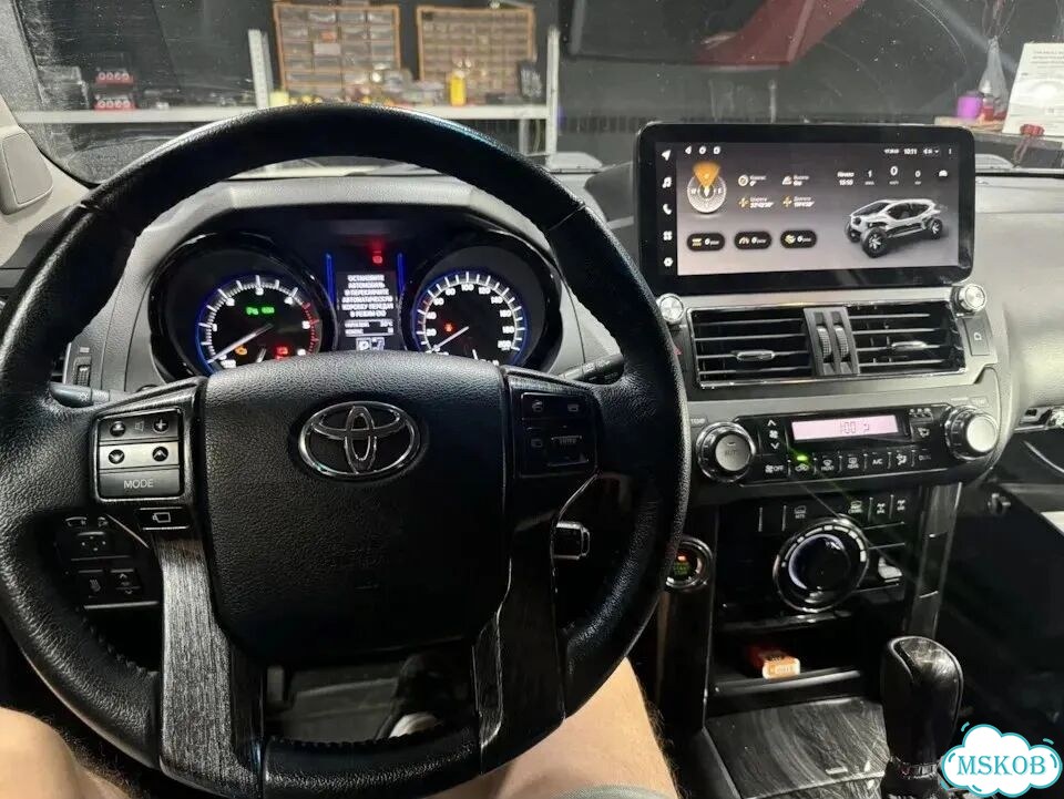 Магнитола Toyota Land cruiser prado 2009-2013 фото 1
