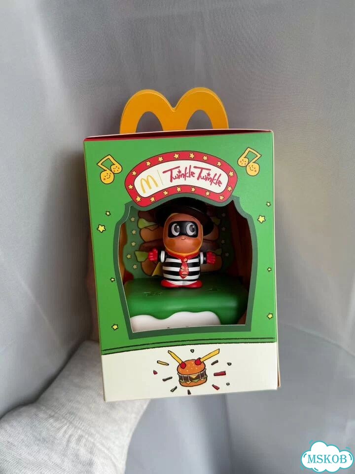 Фигурка McDonald’s POP mart Twinkle Twinkle фото 5