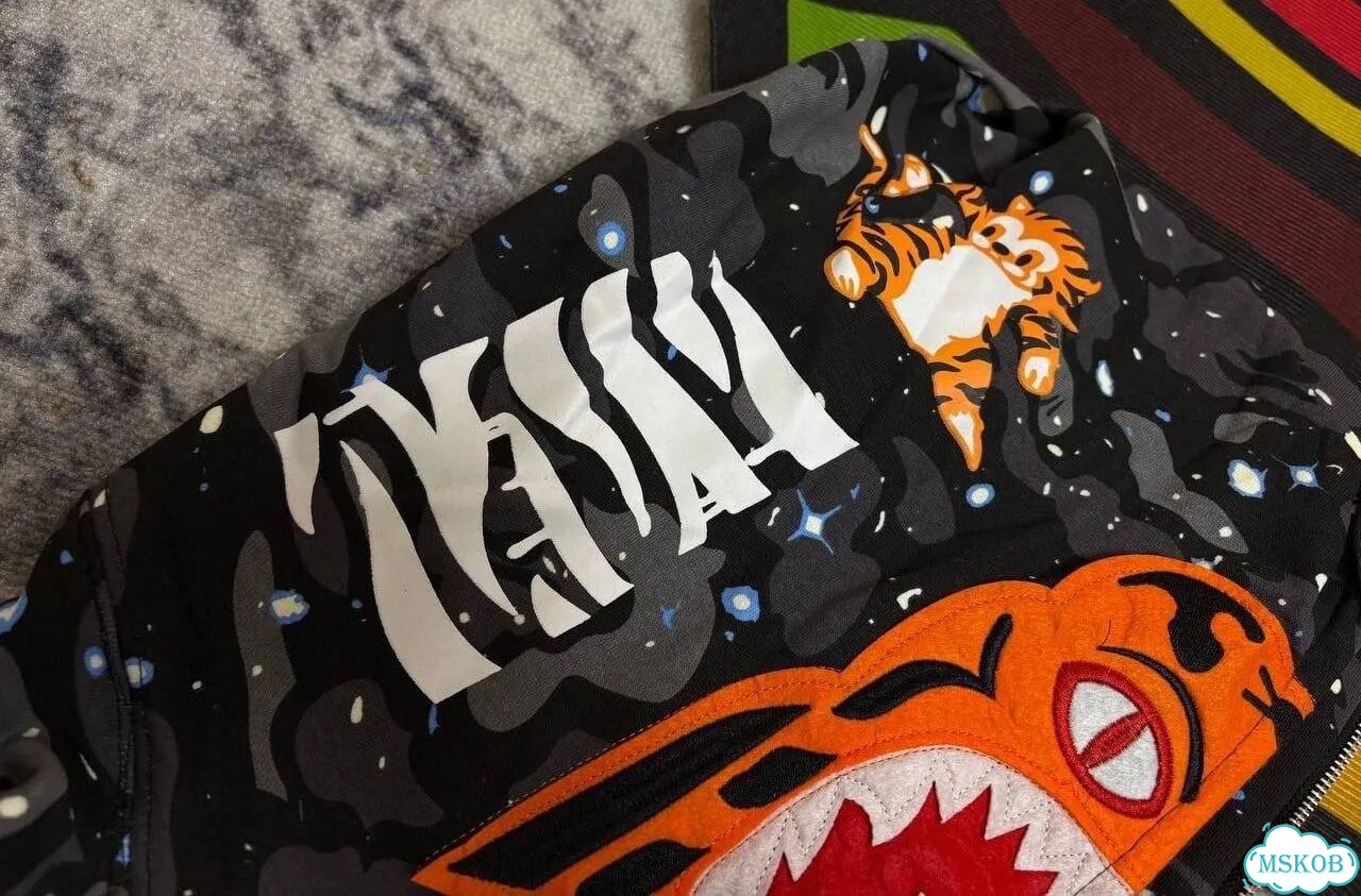 Зипка bape Tiger фото 3