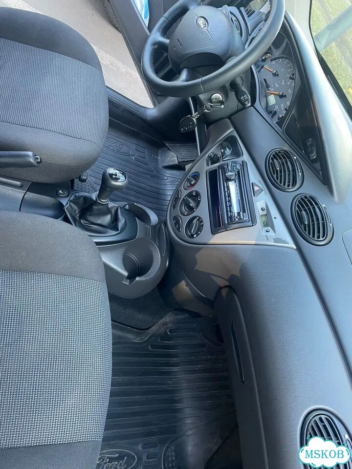 Ford Focus 1.6 MT, 2004, 238 000 км фото 8