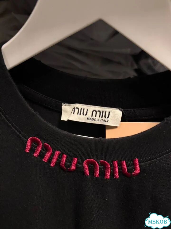Футболка Miu Miu оверсайз черная новая фото 4