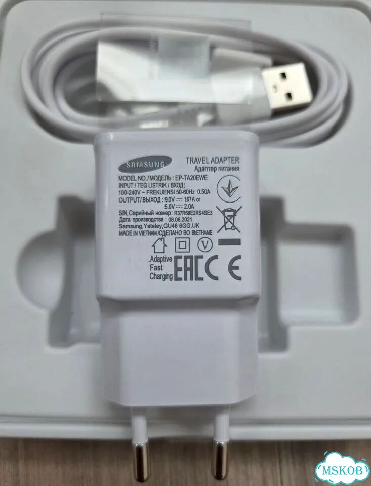 Оригинальное зарядное устройство samsung EP-TA20 фото 5