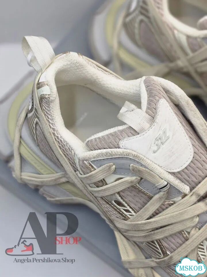 Balenciaga 3XL Extreme Lace Light Beige фото 3