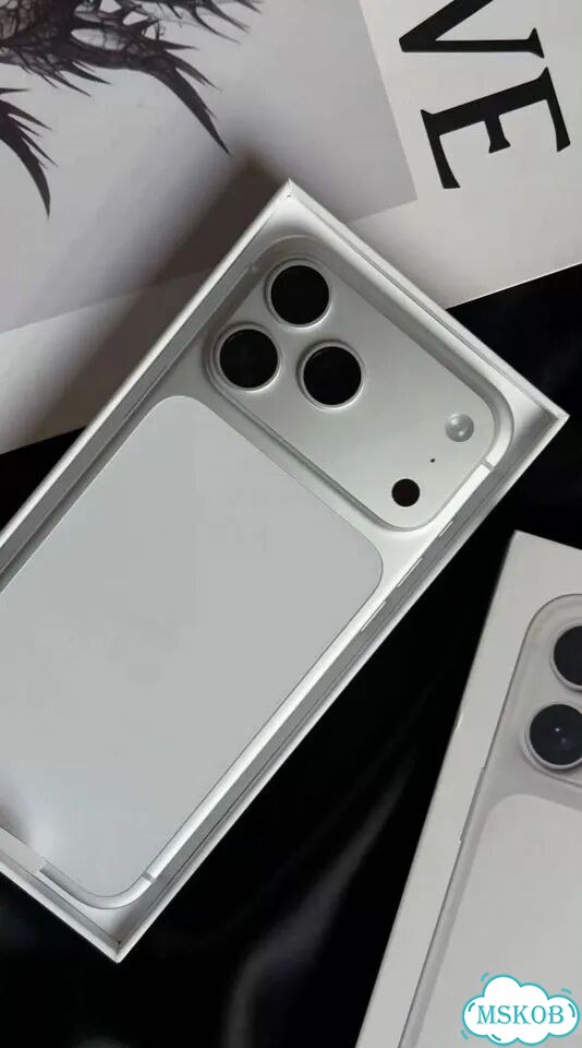 iPhone 17 Pro, 256 ГБ, eSIM фото 2