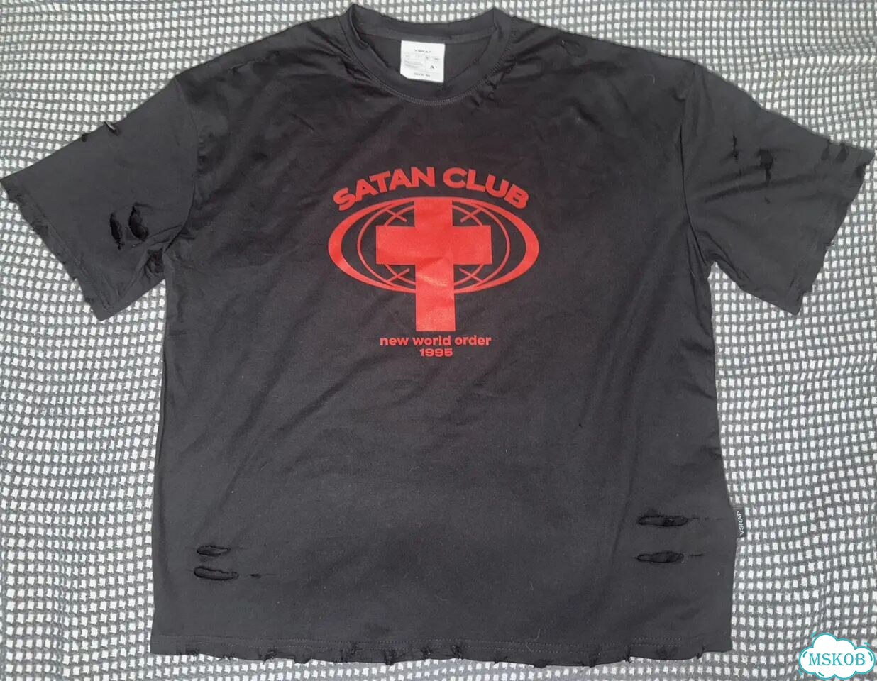 Футболка satan club фото 1