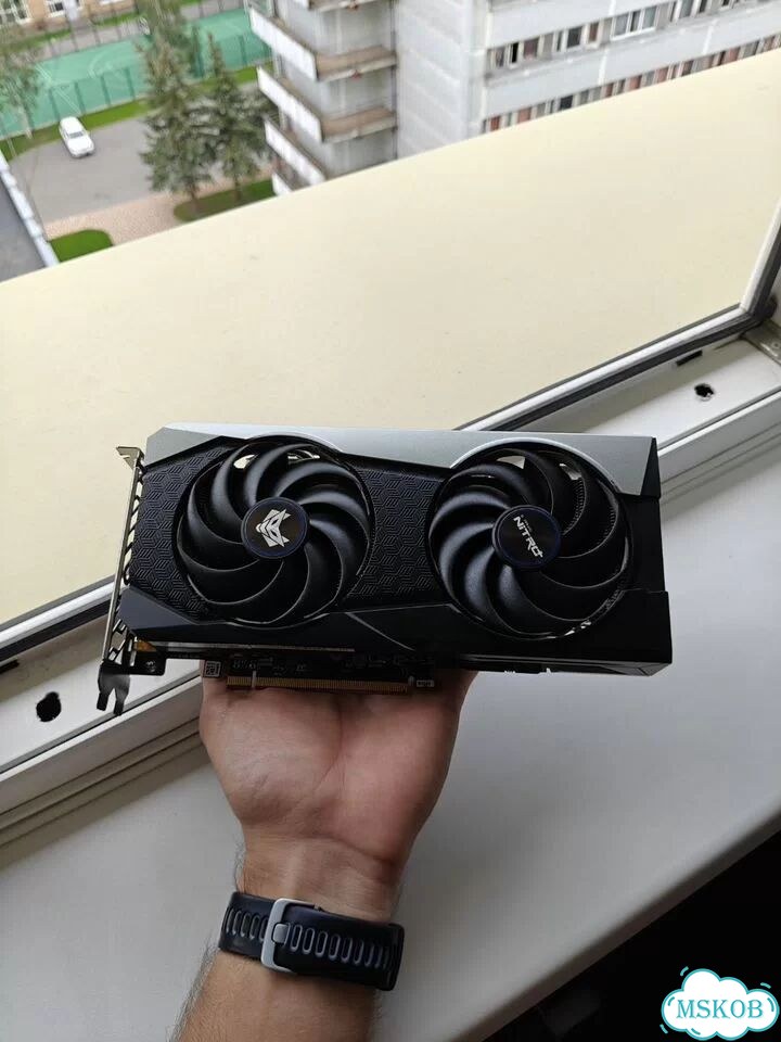 Sapphire RX 6600 XT nitro+ gaming OC 8Gb фото 1