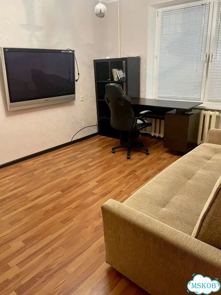 2-к. квартира, 38 м², 1/12 эт. фото 1