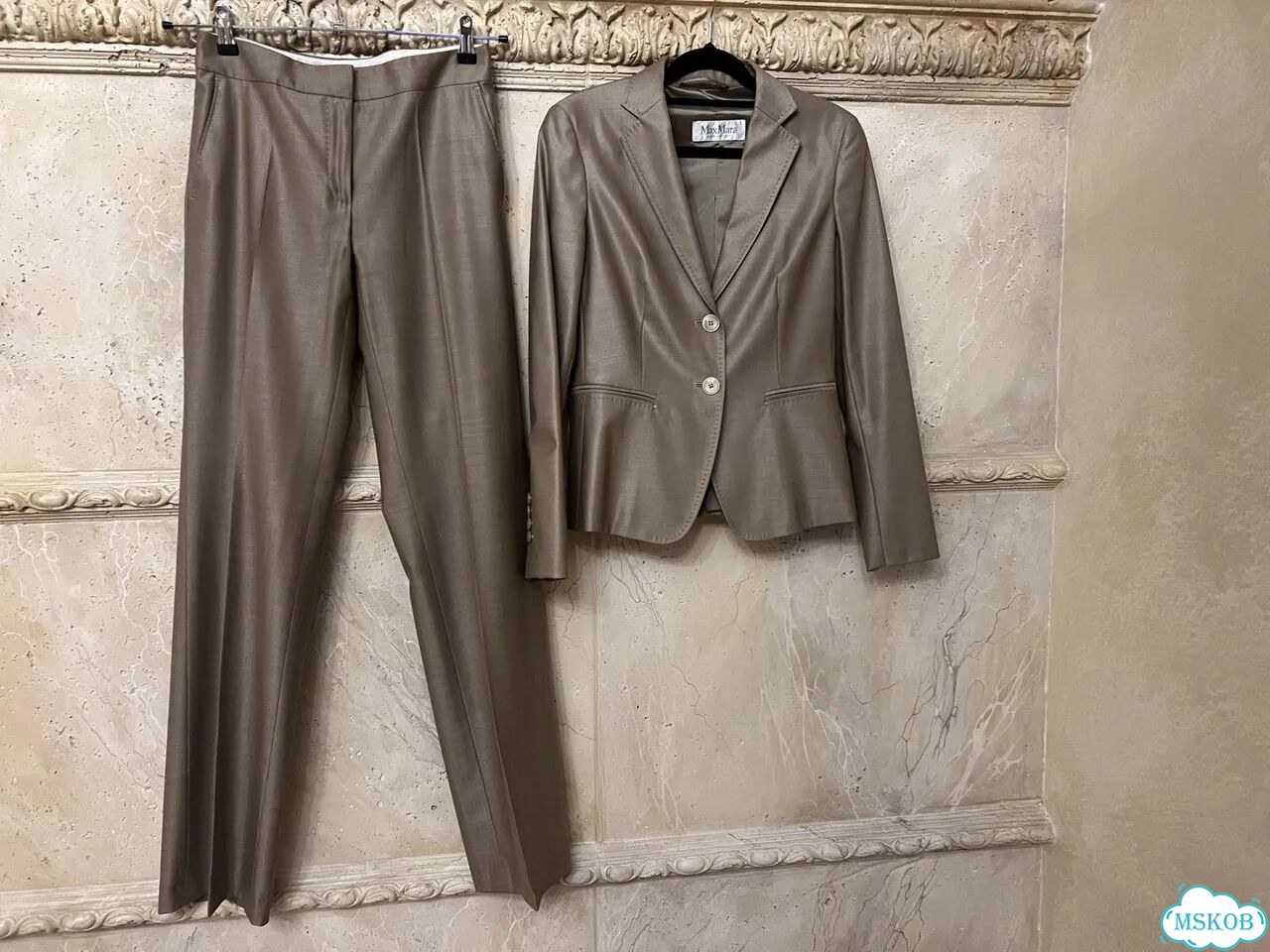 Брючный костюм женский Max Mara фото 1