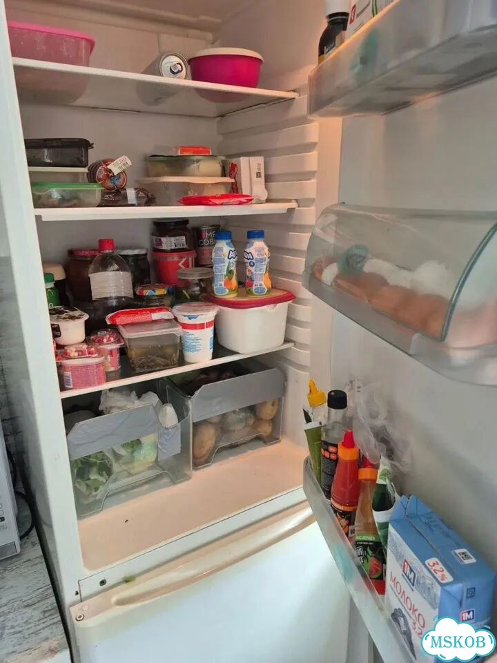 Холодильник бу фото 2