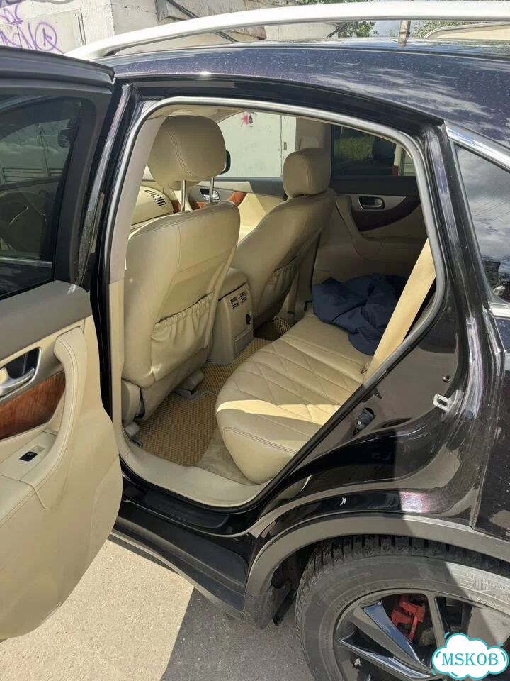 Infiniti QX70 3.0 AT, 2015, 210 000 км фото 5