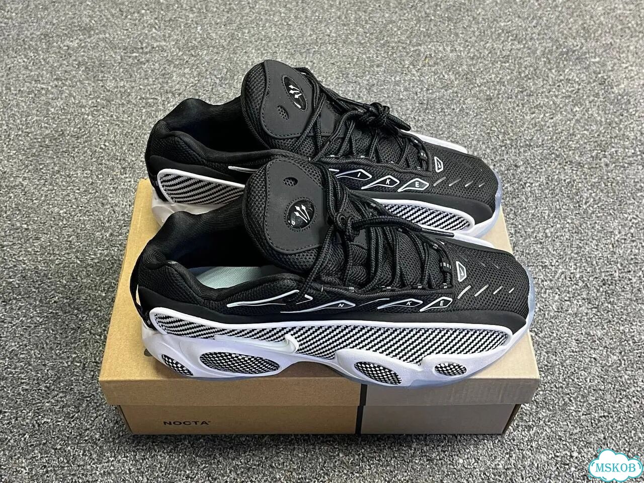 Кроссовки Nike nocta glide фото 1