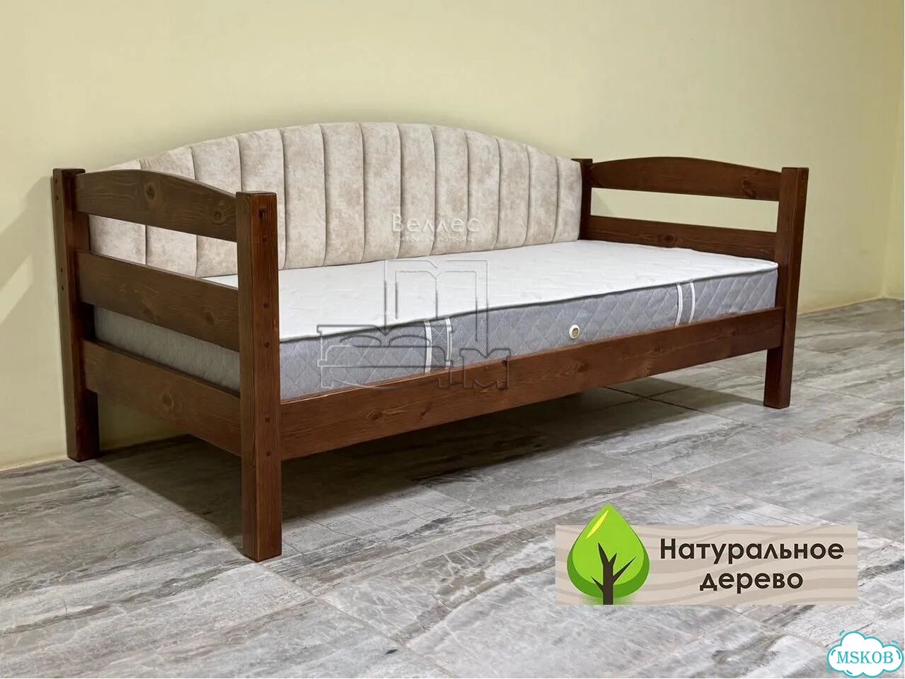 Диван кровать из массива с мягкой спинкой фабрика фото 1