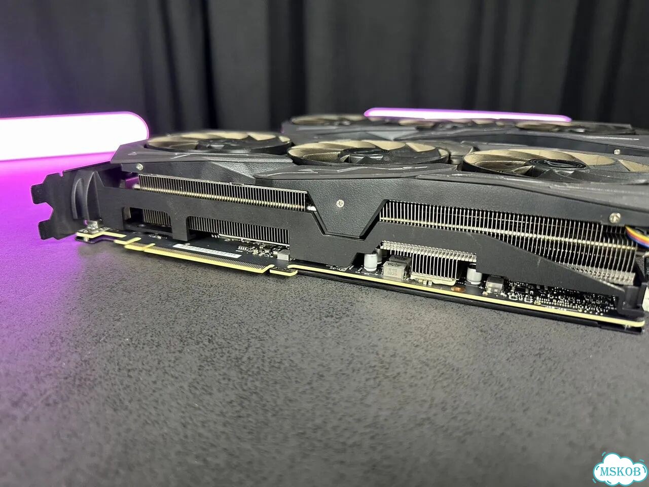 RTX 2080Ti Asus Rog Strix 11Gb фото 4