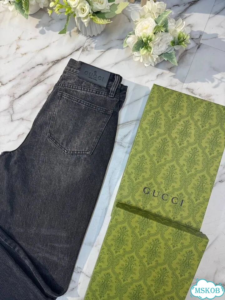 Джинсы женские Gucci фото 2