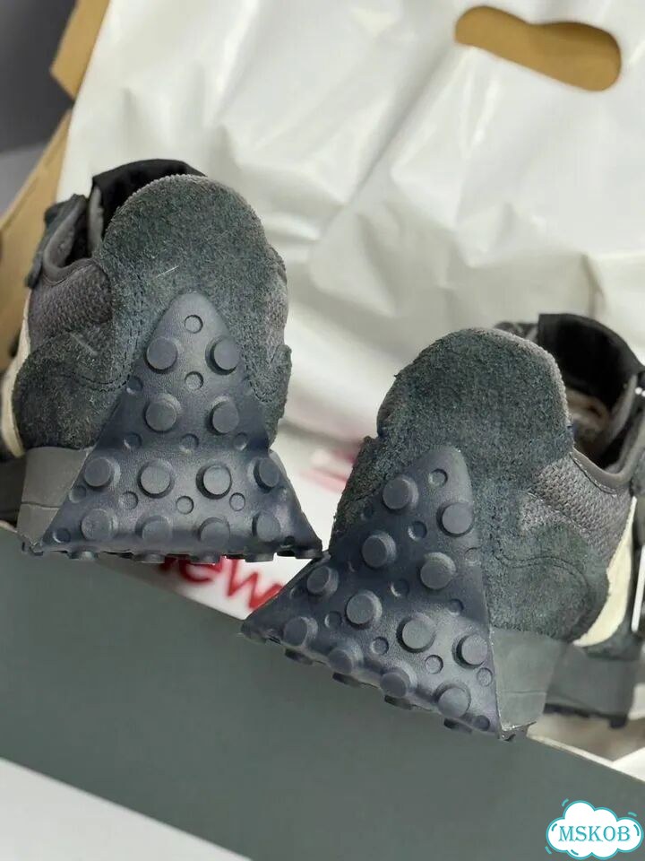 Кроссовки New Balance 327 Мужские фото 1