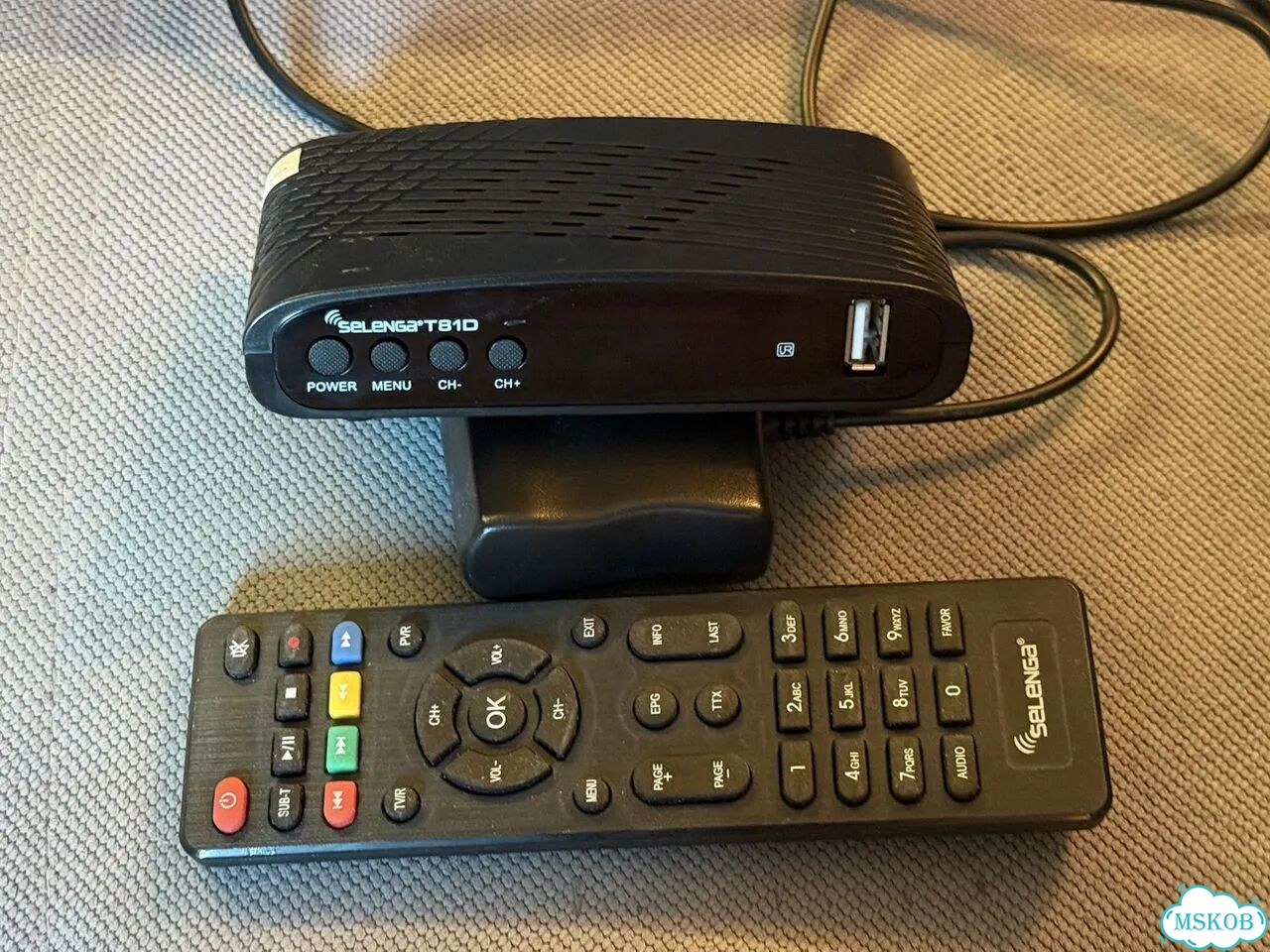 Цифровая приставка Selenga T81D DVB-T2/DVB-C фото 1