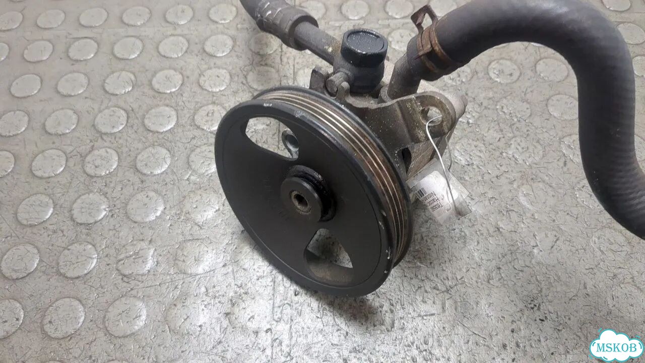 Гур Nissan Almera N16 фото 1