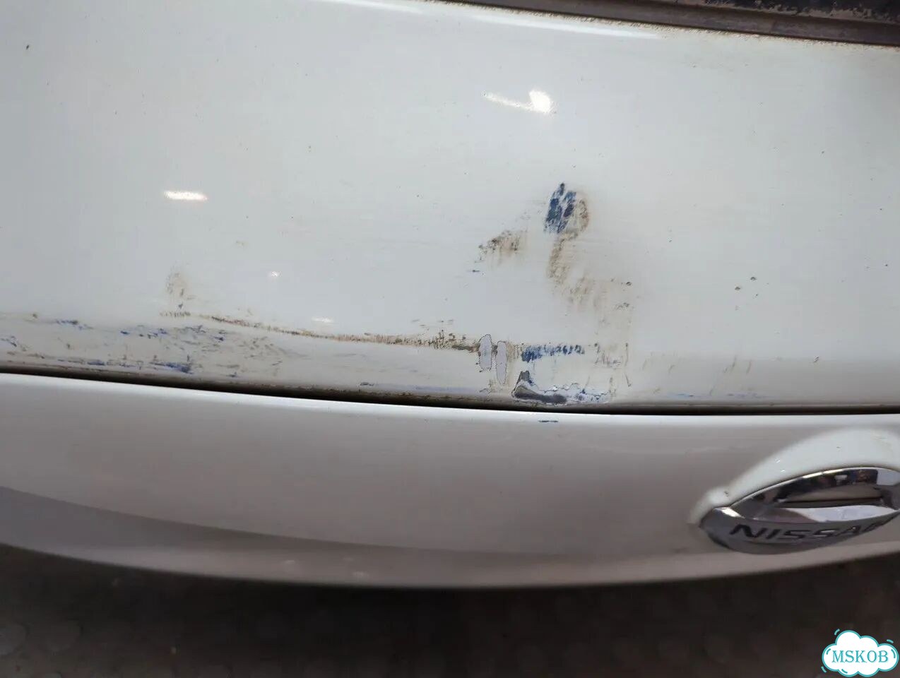 Крышка багажника Nissan Juke фото 3
