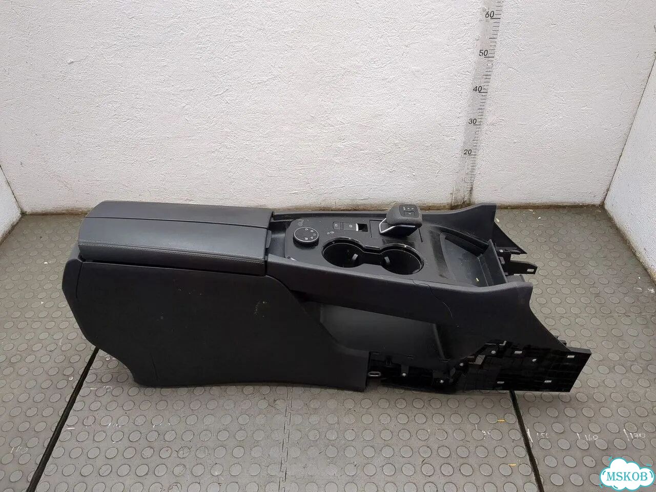 Консоль салона Nissan Rogue фото 2