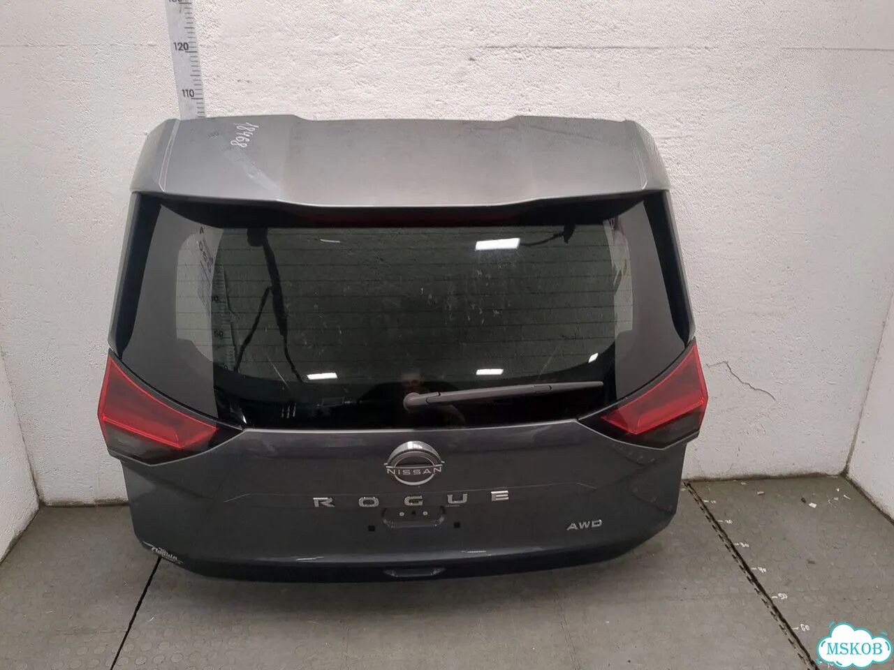 Крышка багажника Nissan Rogue фото 1