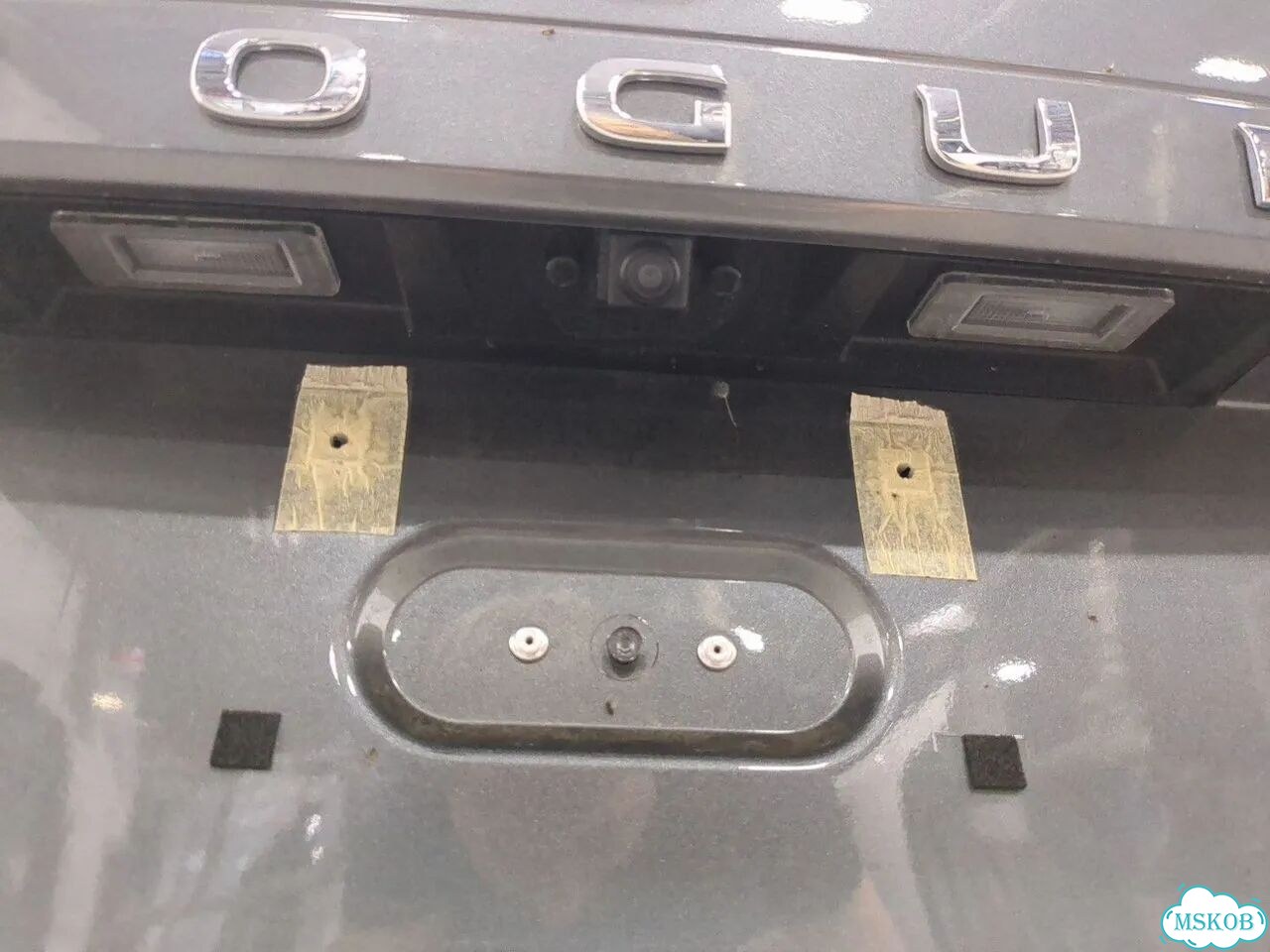 Крышка багажника Nissan Rogue фото 8