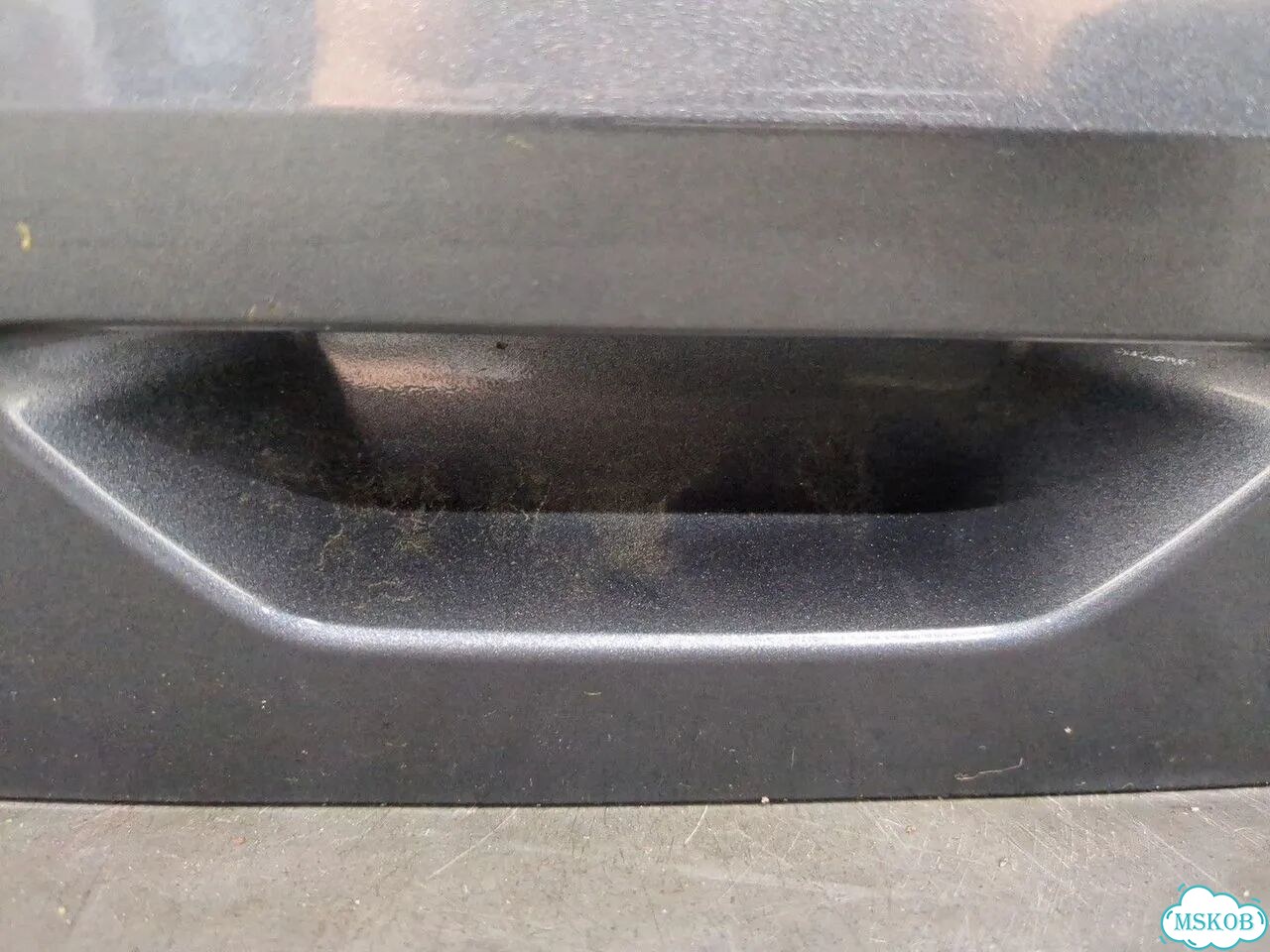 Крышка багажника Nissan Rogue фото 9