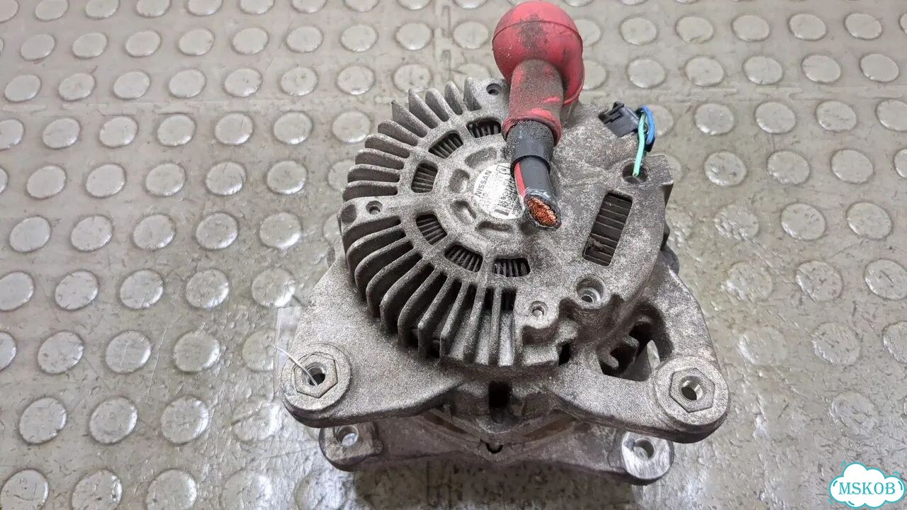 Генератор Nissan Note E11 фото 5
