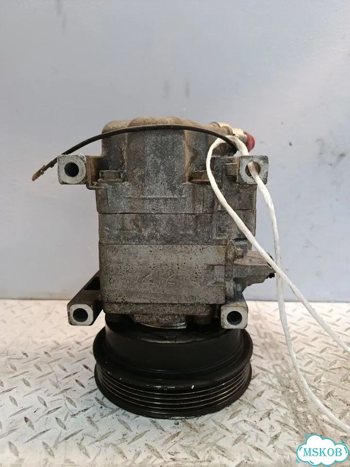 Компрессор кондиционера mazda C10061450 FA1027Z фото 6