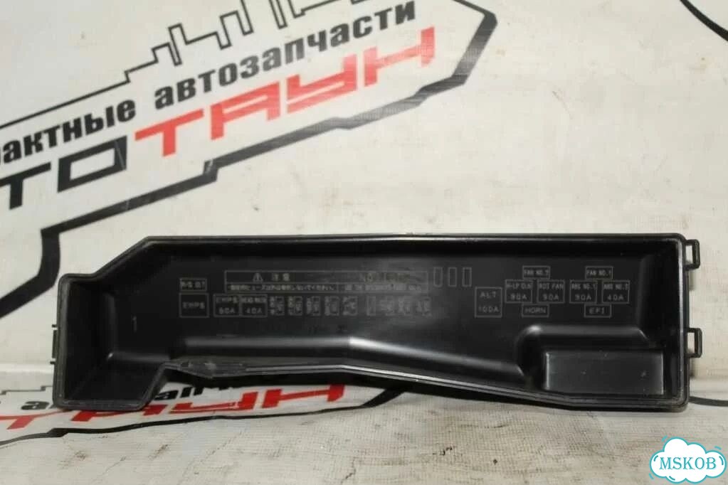 Блок предохранителей toyota 8266212010 фото 4
