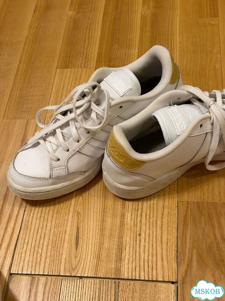 Кроссовки женские adidas 41 фото 6