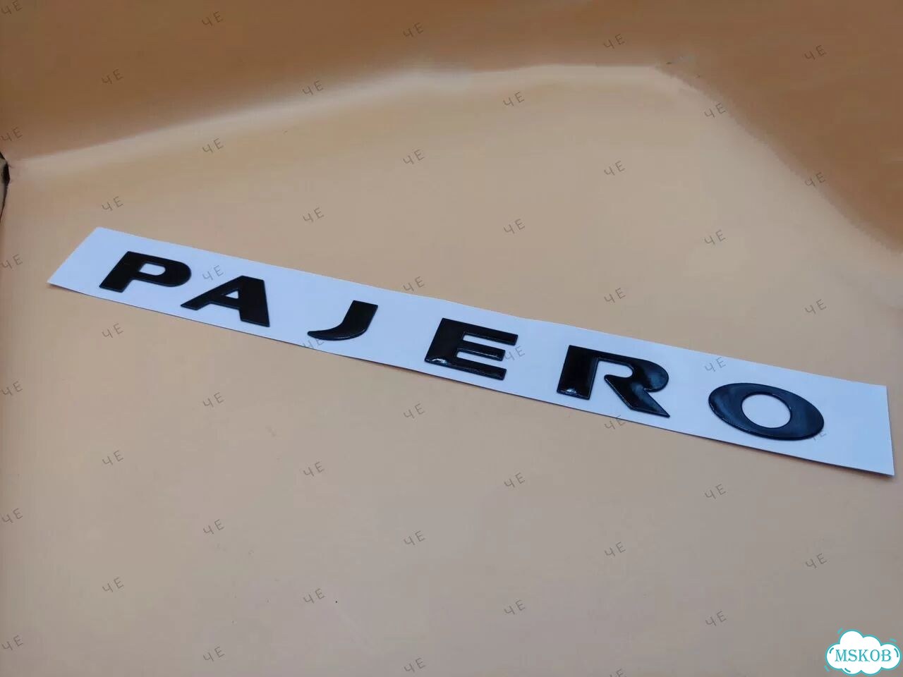 Логотип Шильдик Pajero чёрн на крышку запаски фото 1