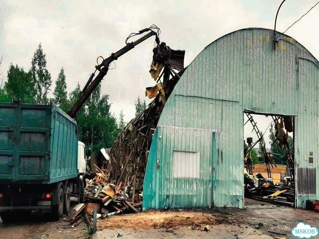 Демонтаж ангаров под ключ в Авсюнине фото 4