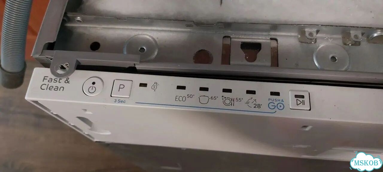 Посудомоечная машина indesit die 2b19 на запчасти фото 2