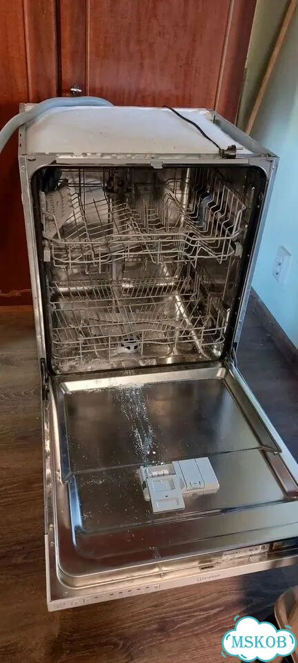 Посудомоечная машина indesit die 2b19 на запчасти фото 7