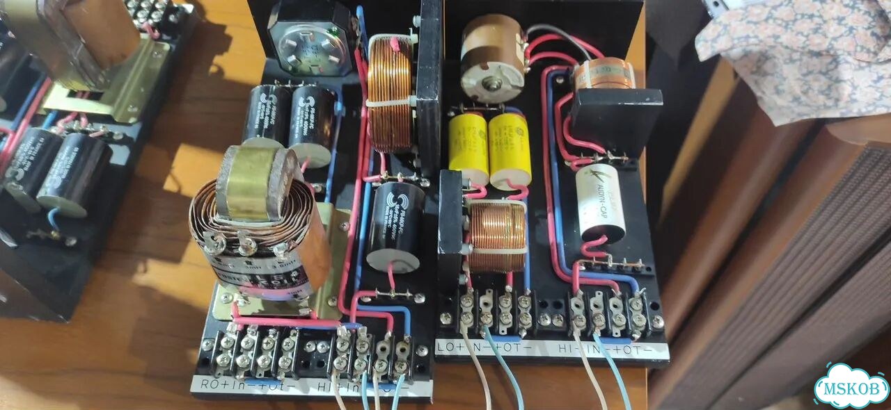 High End кроссовер (Fostex Tango) фото 9