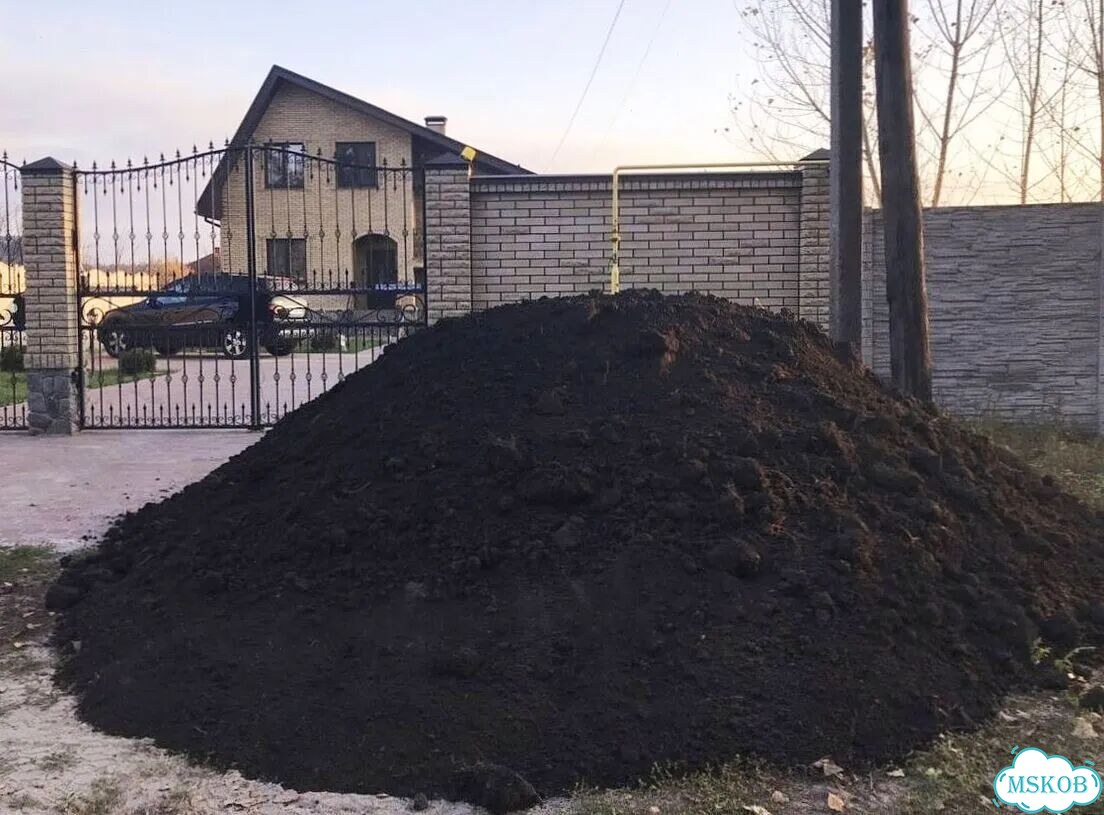 Плодородный грунт для газонов и грядок фото 1