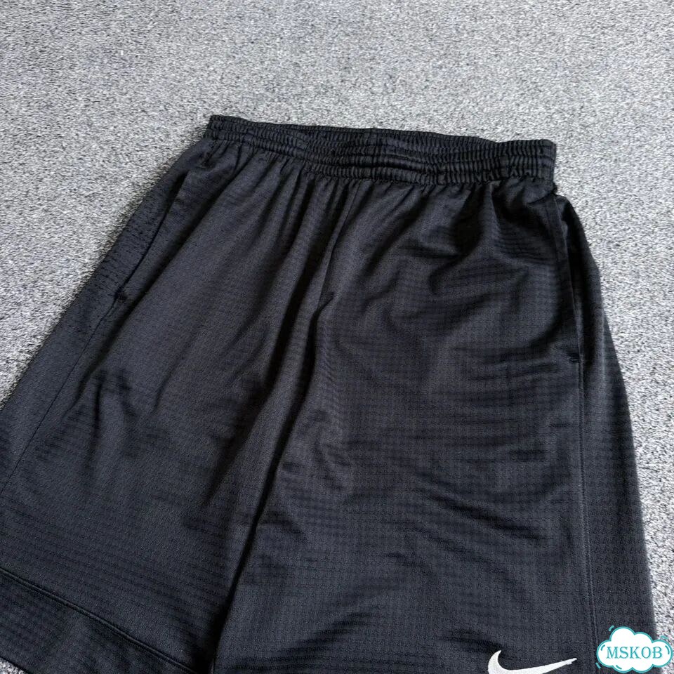 Широкие баскетбольные шорты Nike vintage фото 4