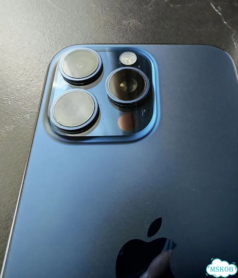 iPhone 15 Pro Max, 256 ГБ, SIM + eSIM фото 2