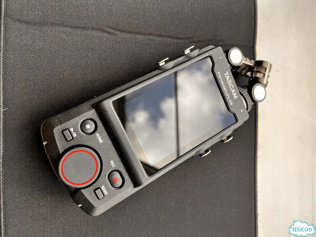 Аудиорекордер Tascam Portacapture X8 с чехлом фото 8