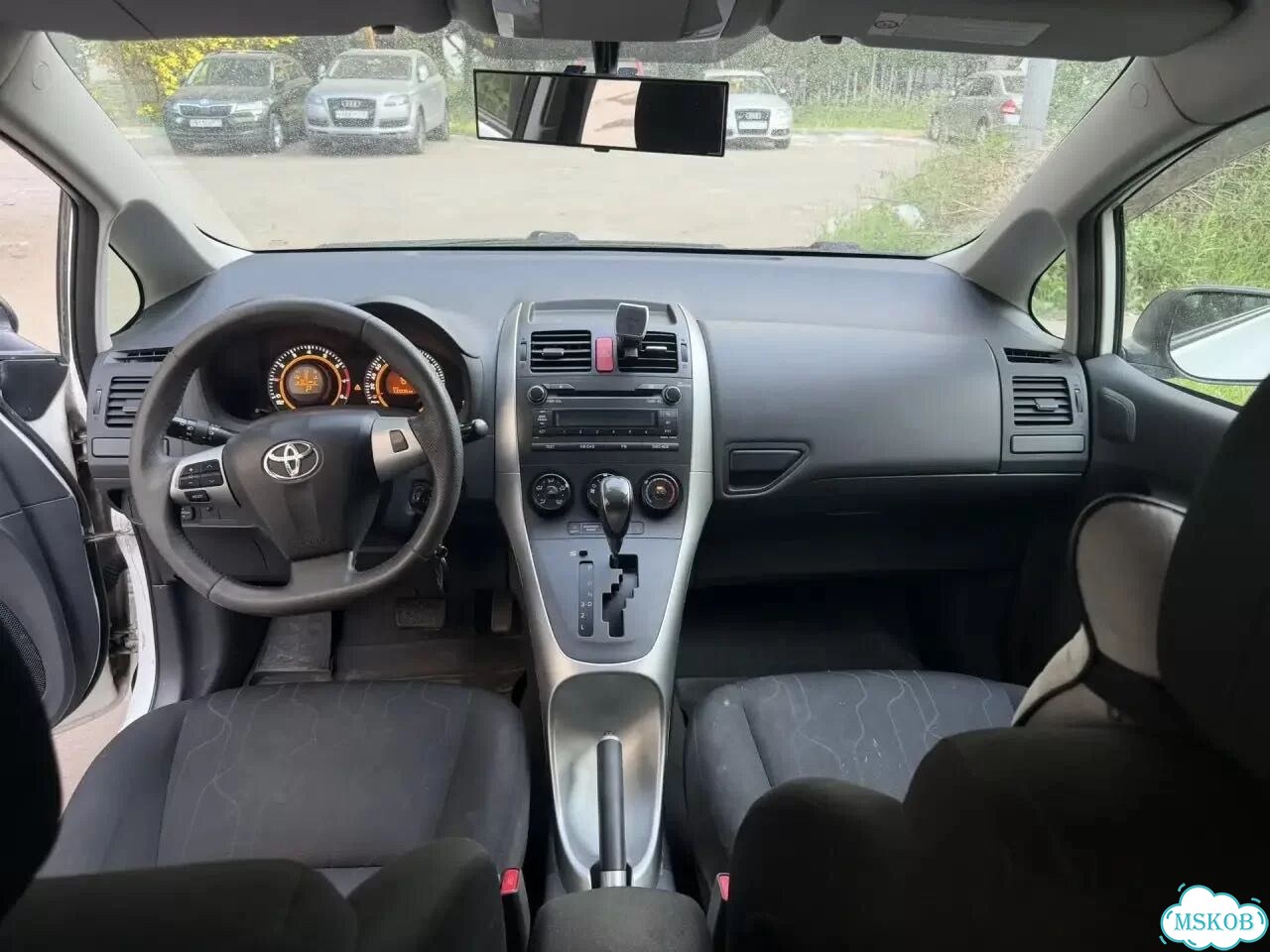 Toyota Auris 1.6 AT, 2011, 134 800 км фото 13