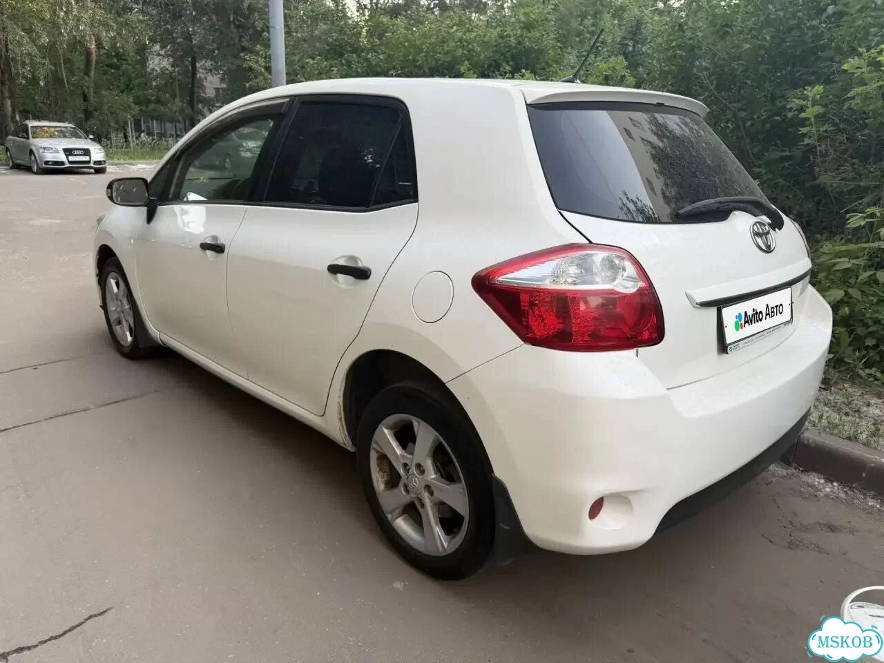 Toyota Auris 1.6 AT, 2011, 134 800 км фото 4